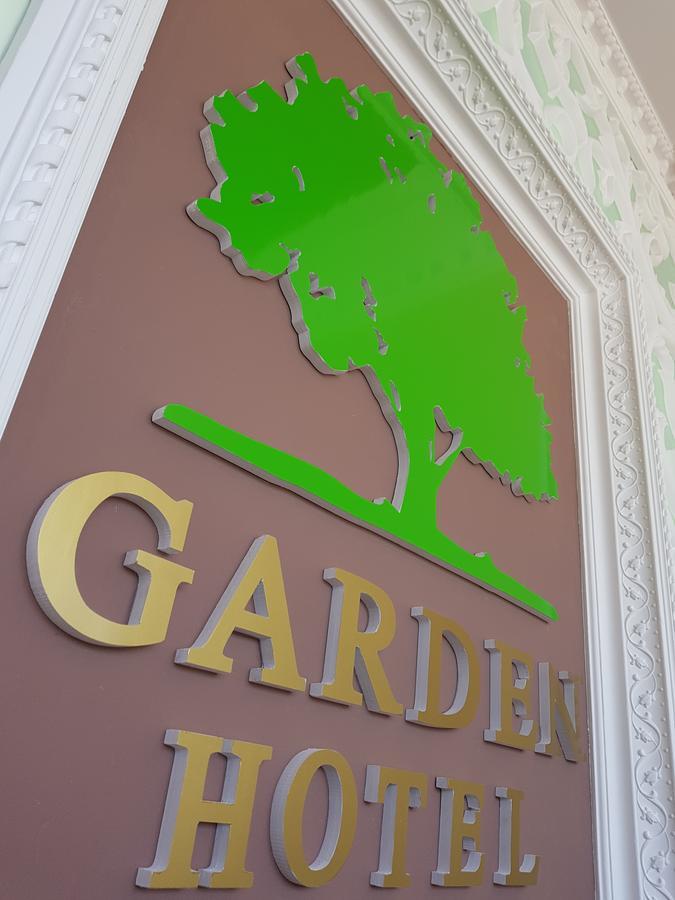 Garden Hotel Kʼutʼaisi Exterior foto
