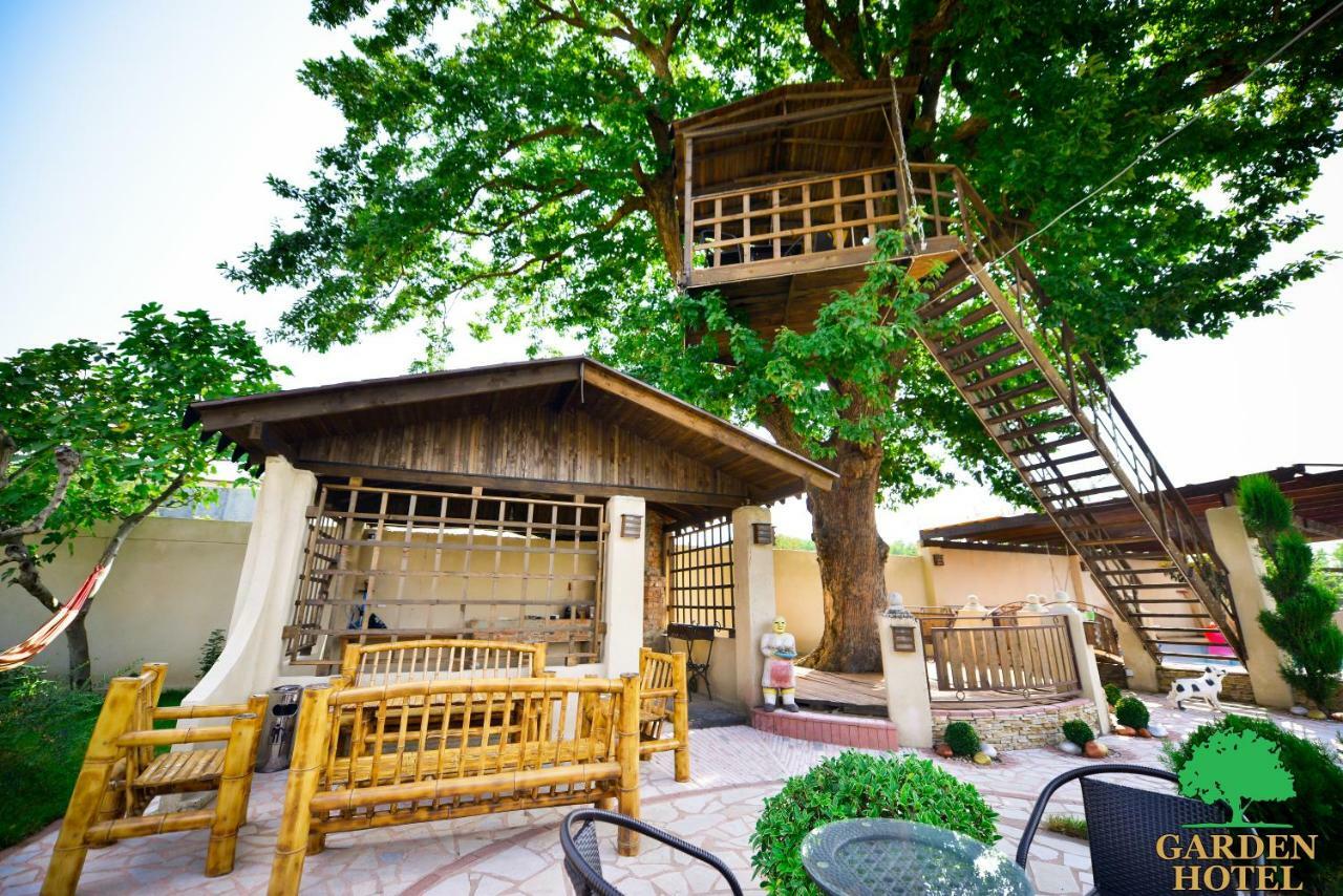 Garden Hotel Kʼutʼaisi Exterior foto